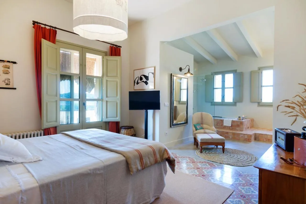 Can Casi House Parlava 0*,